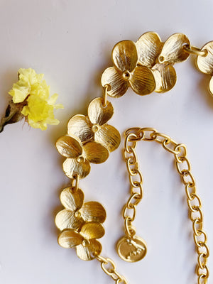 Choker-Collar Gardenia Choker-Collar Gardenia