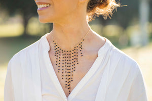 Collar babero Ayra - Mamen Aceña Collar babero Ayra - Mamen Aceña