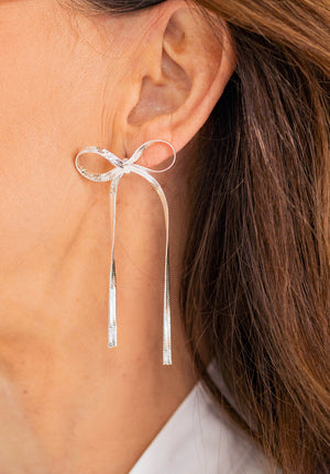 Pendientes Lazo Acero - Mamen Aceña Pendientes Lazo Acero - Mamen Aceña