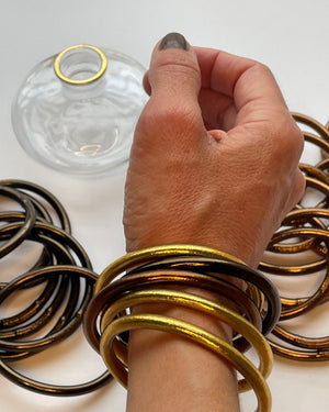 Pack 5 Pulseras Pan de Oro Clásica y Trenzada - Mamen Aceña Pack 5 Pulseras Pan de Oro Clásica y Trenzada - Mamen Aceña