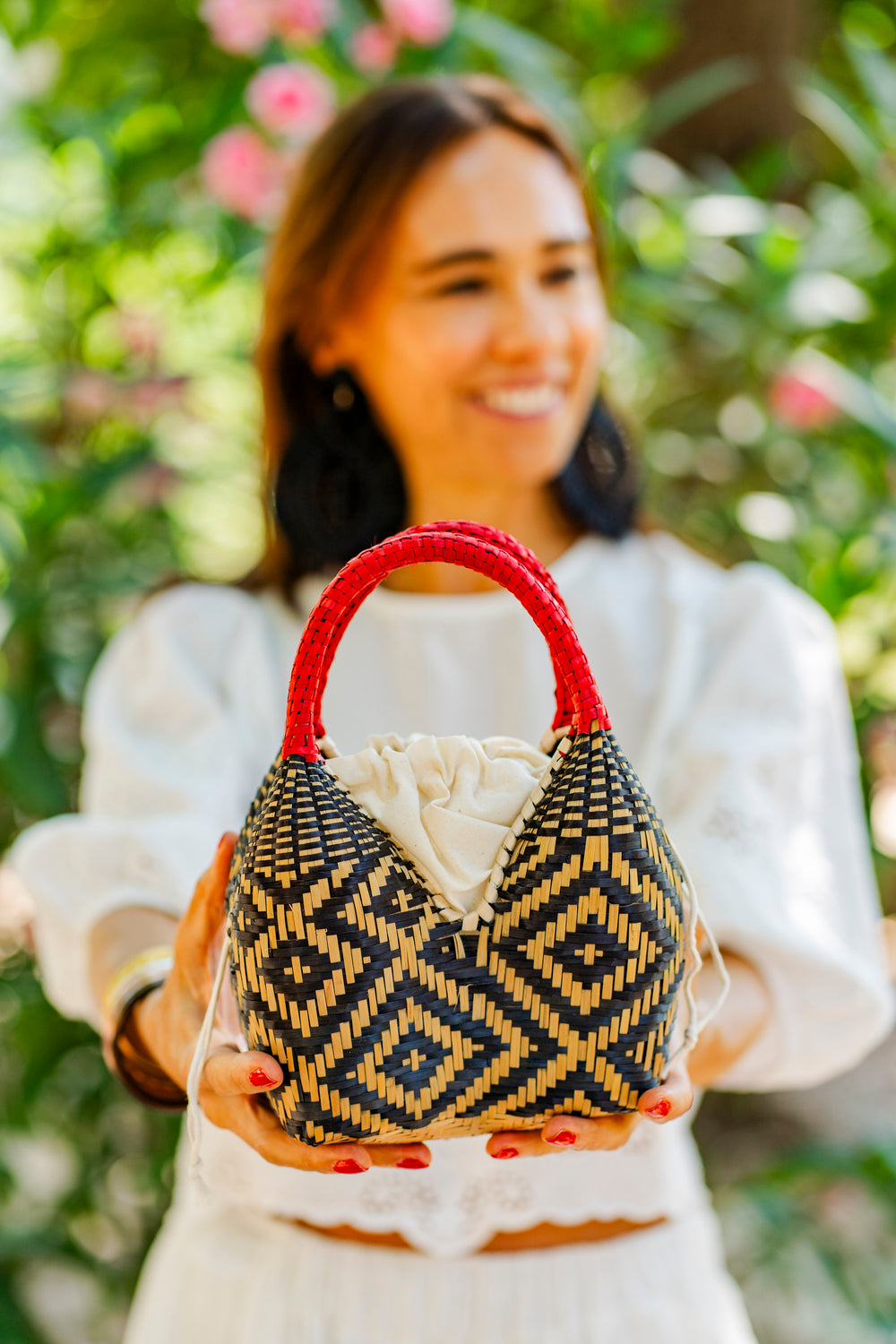 Bolso de Palma Natural Tetera ( Negro-Rojo)