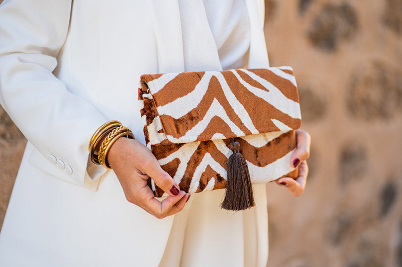 Cartera Ikat Animal Print